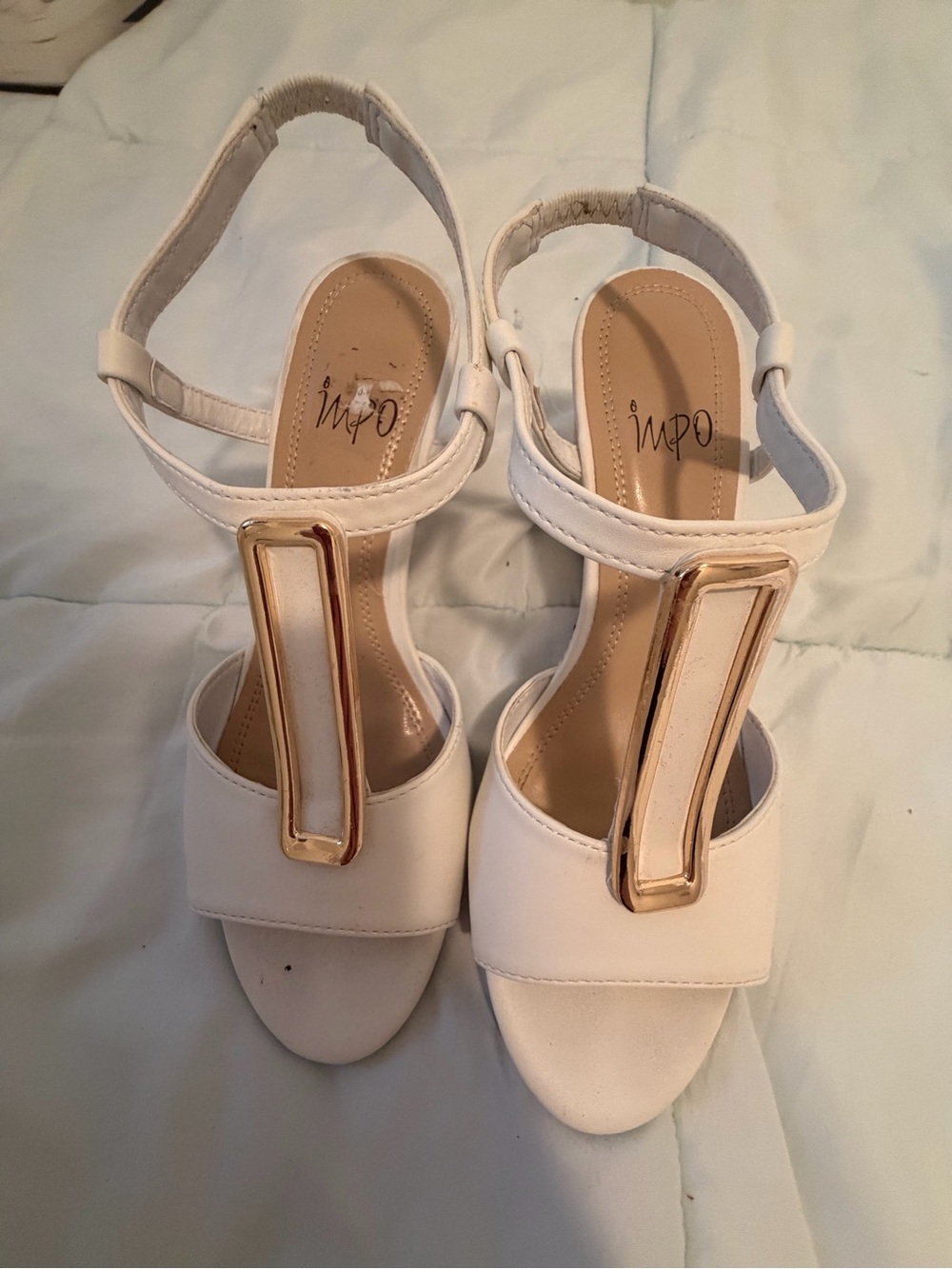 White Women’s Dress Sandals with Gold Accent